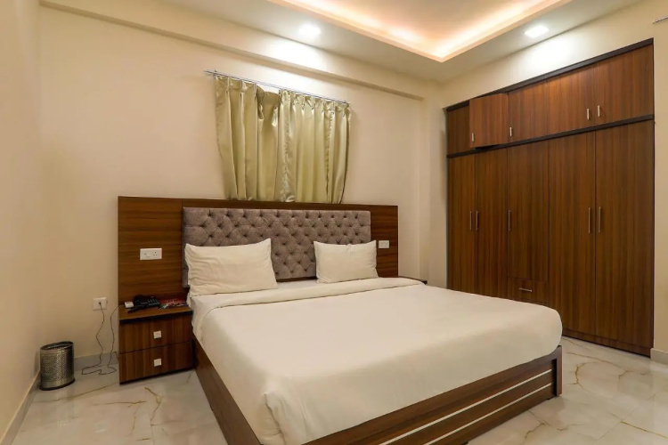 FabHotel Shivanya