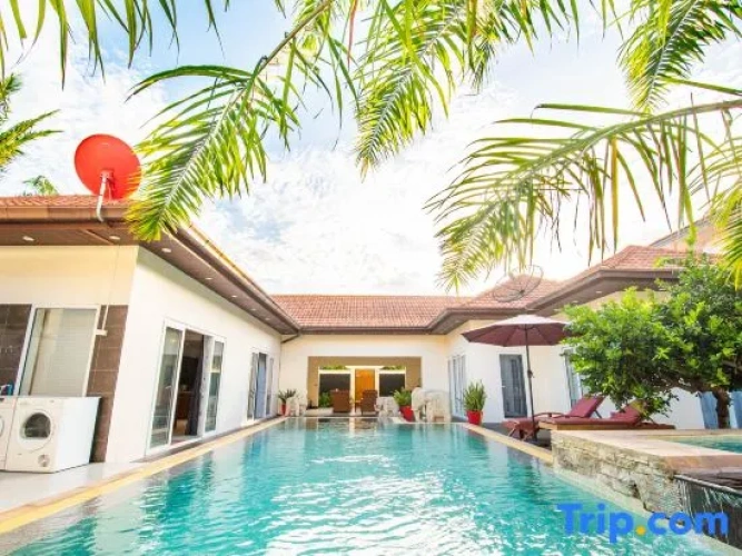 Deluxe Villa