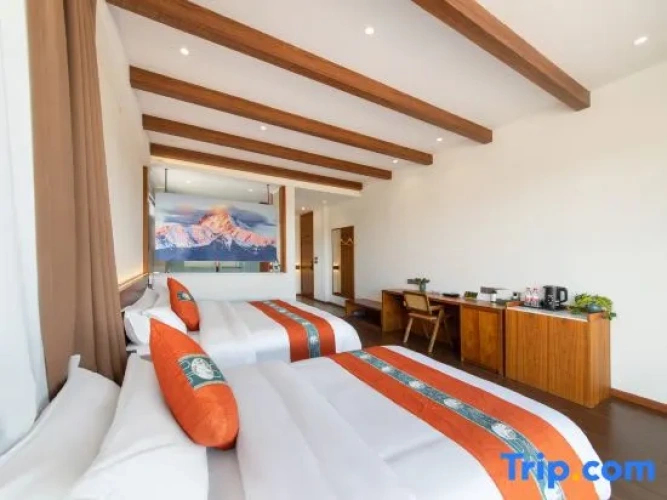 Twin Cottage