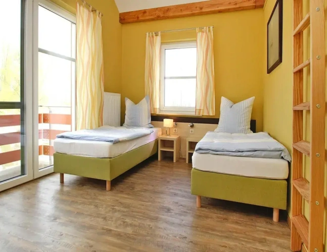 3 Bedrooms Apartment