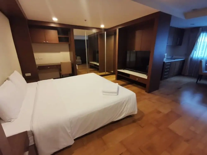 Executive Studio