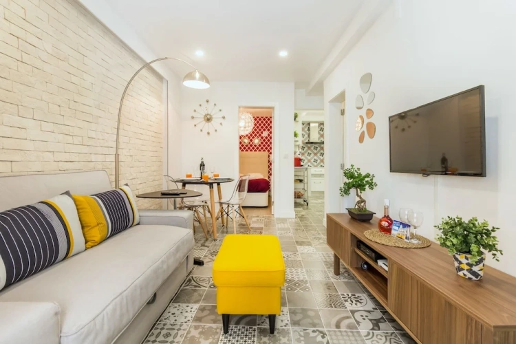1 Bedroom Apartment