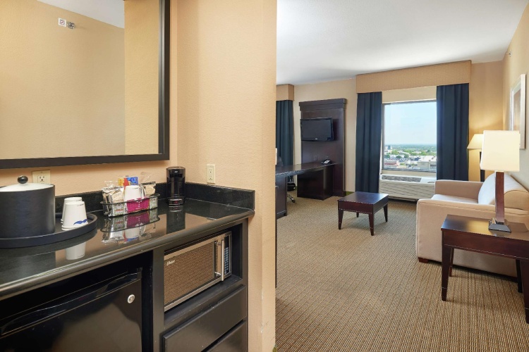 Double Suite
