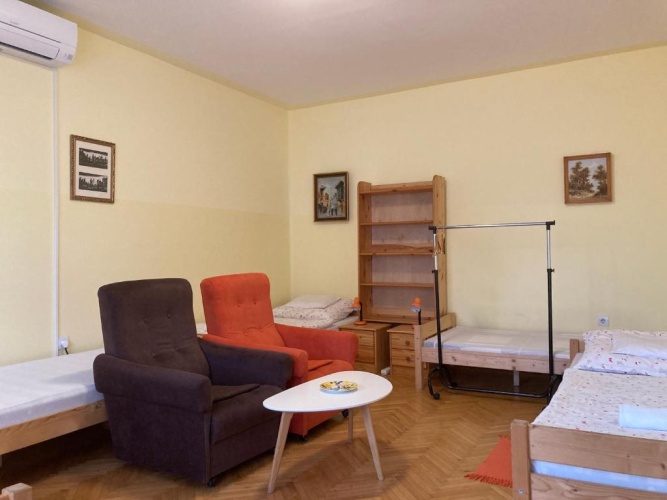 Standard Family room