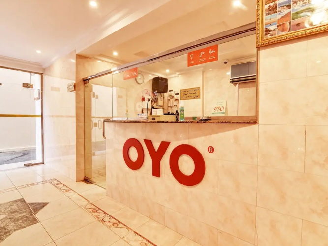 OYO 405 Nujom Al-jazerah