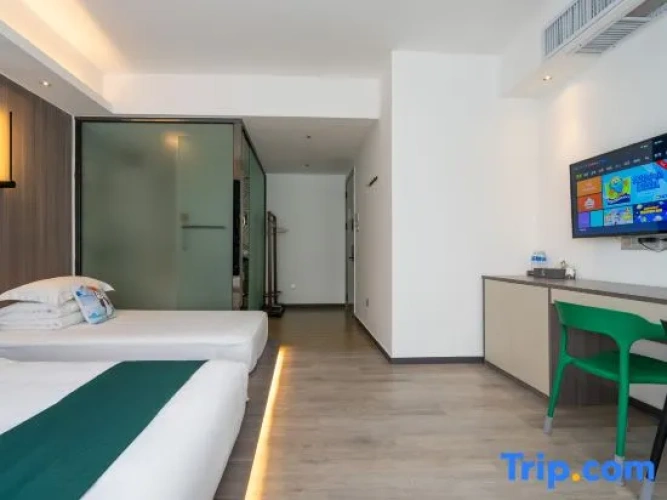 Standard Twin Family room