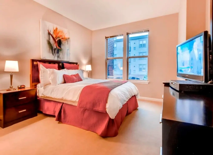 2 Bedrooms Luxury Apartment