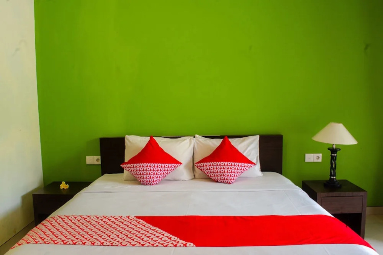OYO 1508 Mascot Beach Hotel