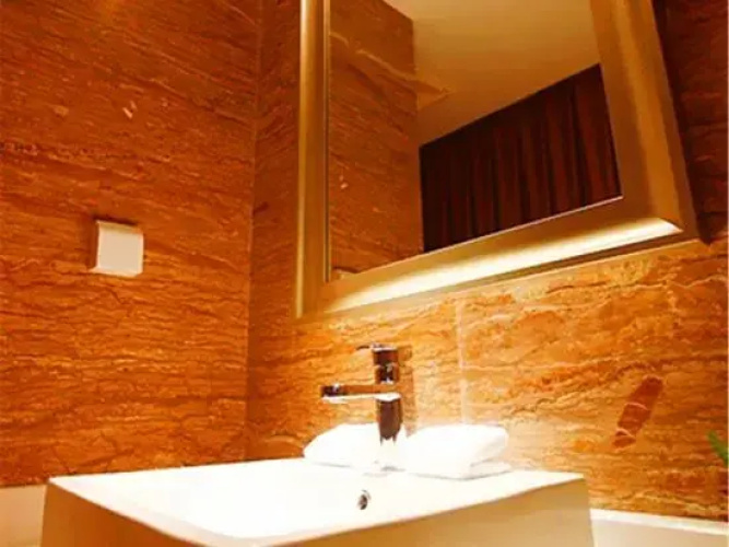 Jinbi Spa Club