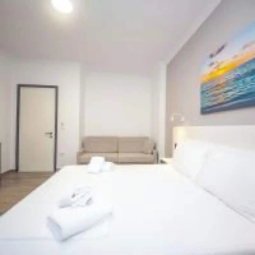 Standard Triple room with balcony