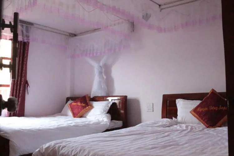 Standard Quadruple room with mountain view