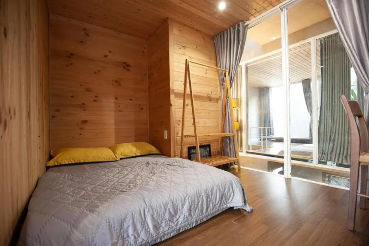 Soc House 1