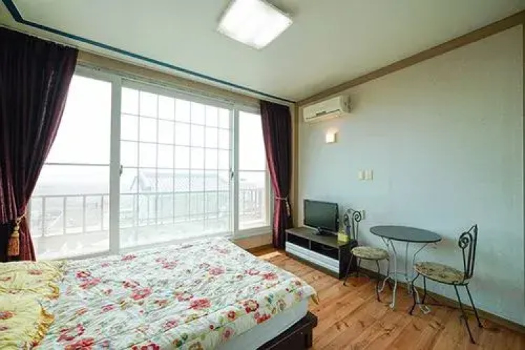 Ganghwa Mani Sung Pension
