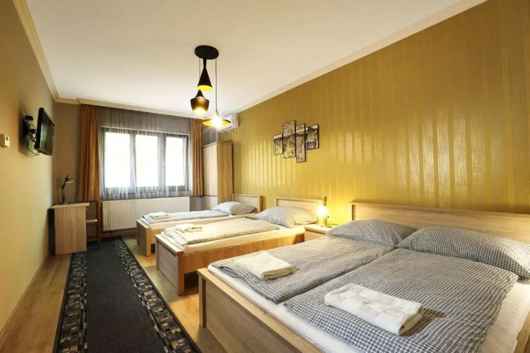 2 Bedrooms Villa
