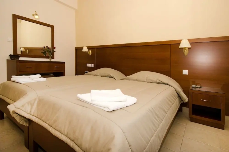 Standard Twin room with balcony