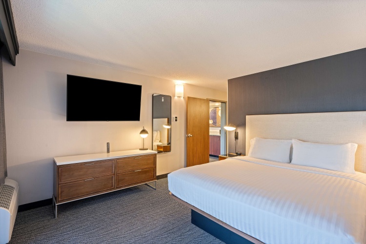 1 Bedroom Double Suite