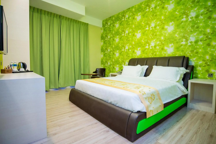 Hotel Tebrau CT