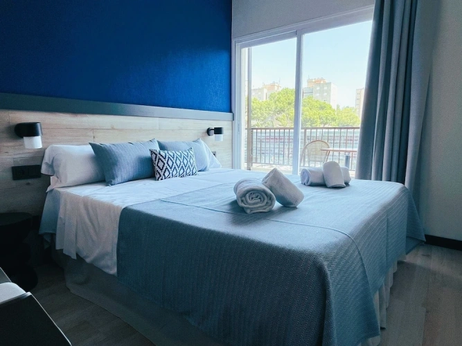2 Bedrooms Deluxe Suite
