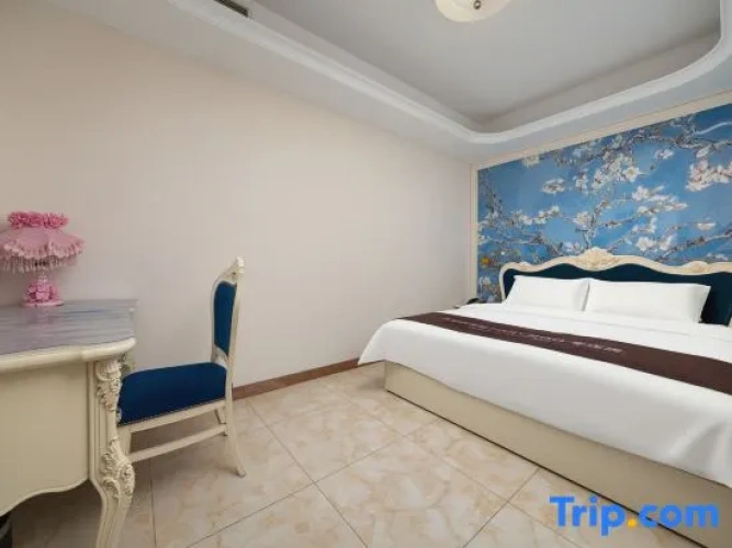 1 Bedroom Deluxe Suite