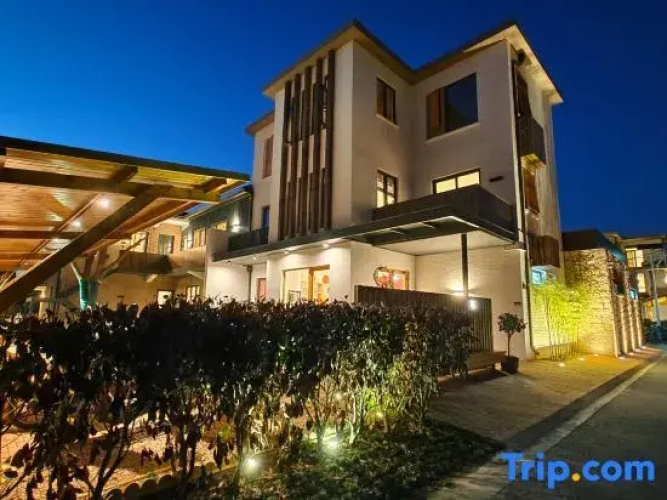 Shihua Hostel