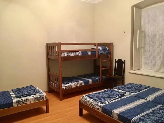 Dvizh Hostel Eli Spali