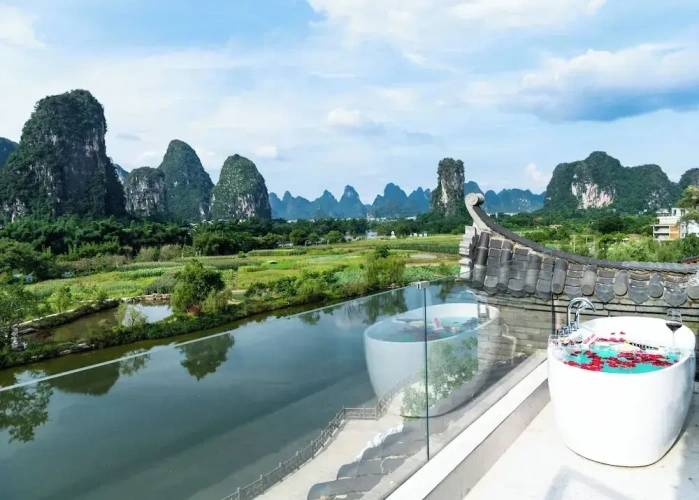 Standard Double room with lake view