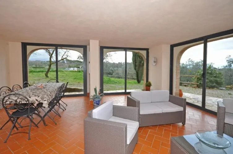 3 Bedrooms Cottage