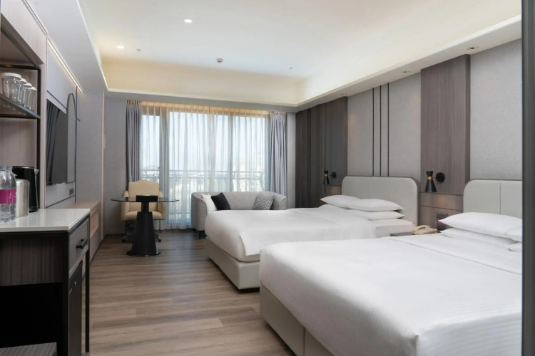 E-Da Royal Hotel