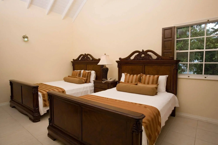 Villa Beach Cottages