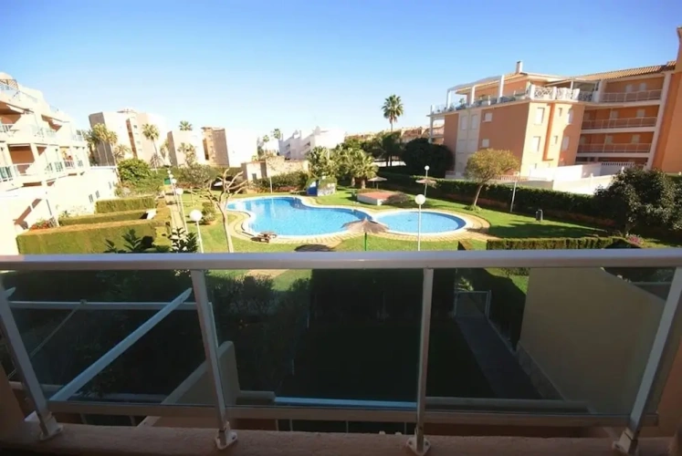 2 Bedrooms Apartment with pool view