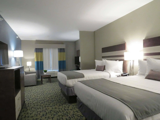 Spark by Hilton Erie