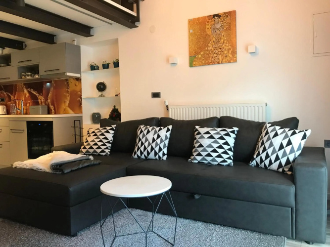 Grey apartment Zagreb