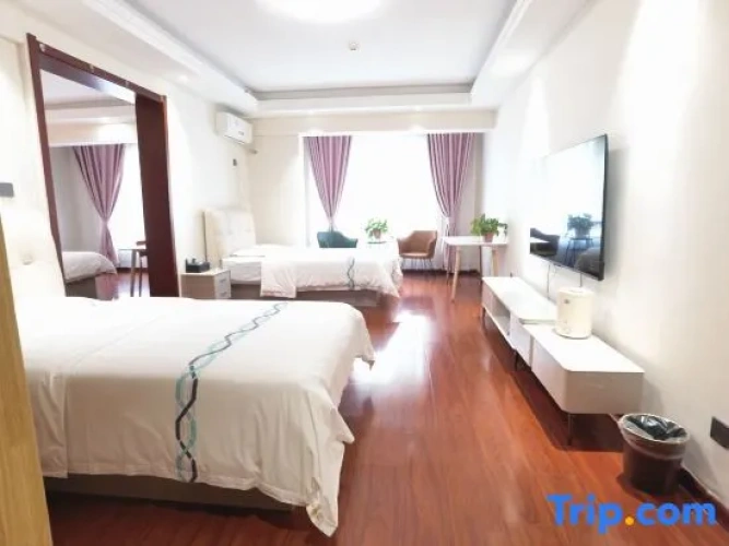 Triple Suite