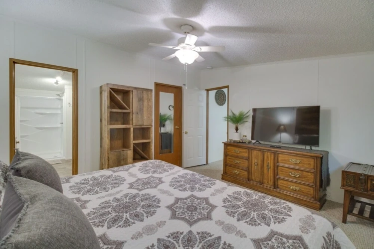 3 Bedrooms Cottage
