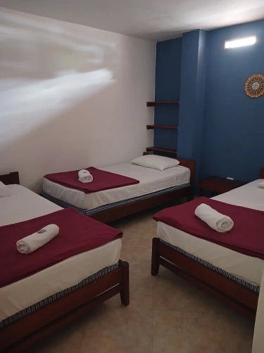 Standard Triple room