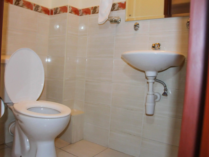 Eron Hotel