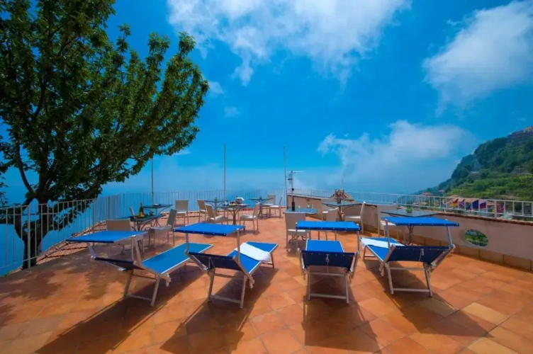 Classic Double room with sea view