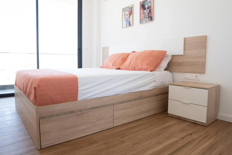3 bdr aprt, best seaview, rooftop pool - LCGR