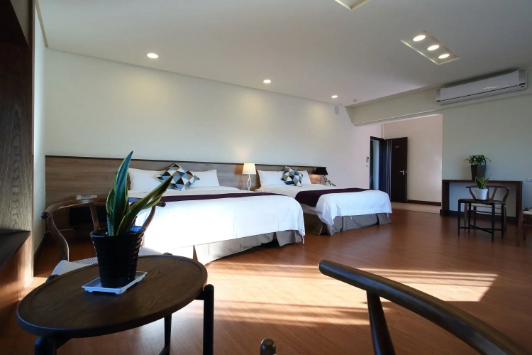 Deluxe Quadruple room