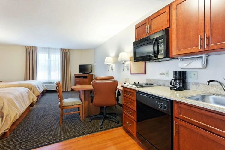 Quadruple Suite