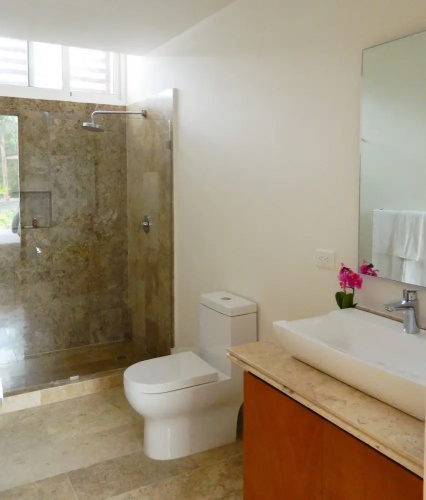 Terrazas Luxury Condos by Kiin