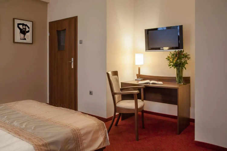 mHotel