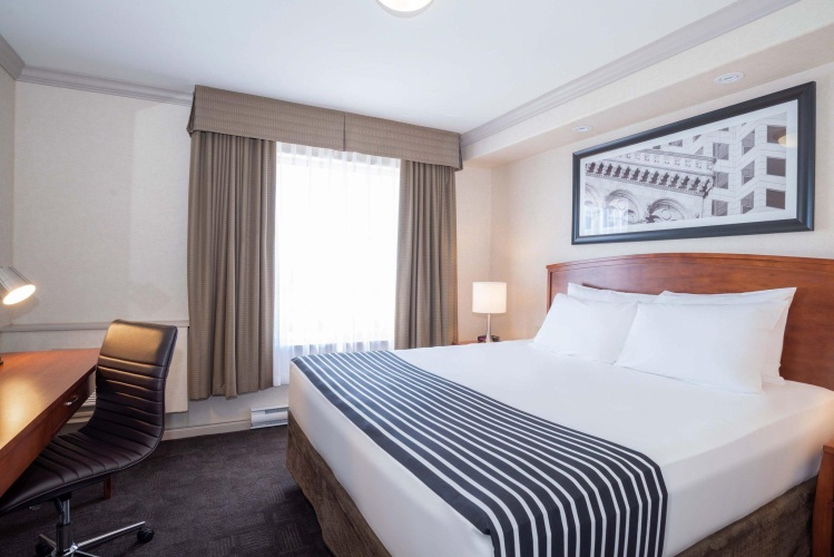 Double Suite