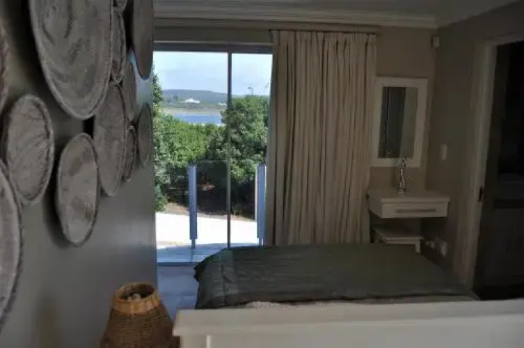 Rivertides 6 Apartment
