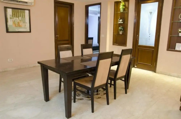 Fabhotel Noida Sector 61