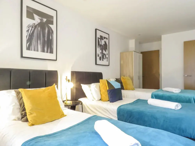 Park Central Two Bedroom & Parking