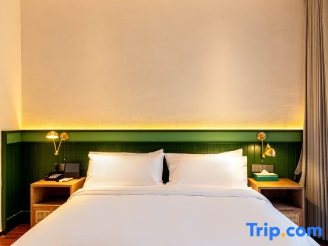 Deluxe Double room with view