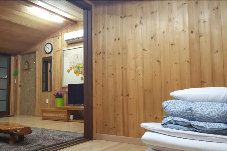 Jeju Windbell Sound Pension