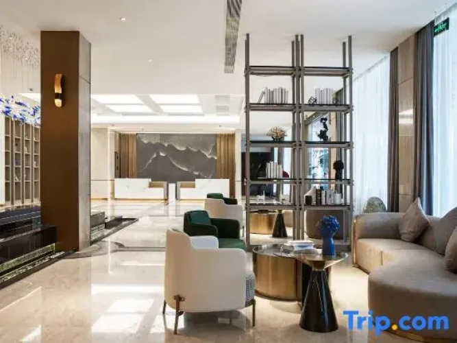 Xiong Zhen Hotel