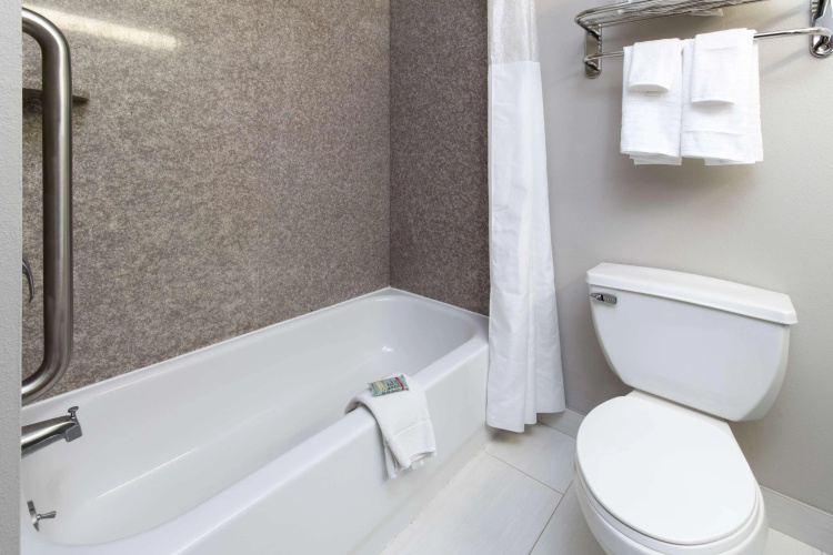 Best Western Dartmouth-New Bedford photo 9